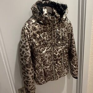 Obermeyer Women’s Animal Print Insulated Ski Jacket with Fur Hood